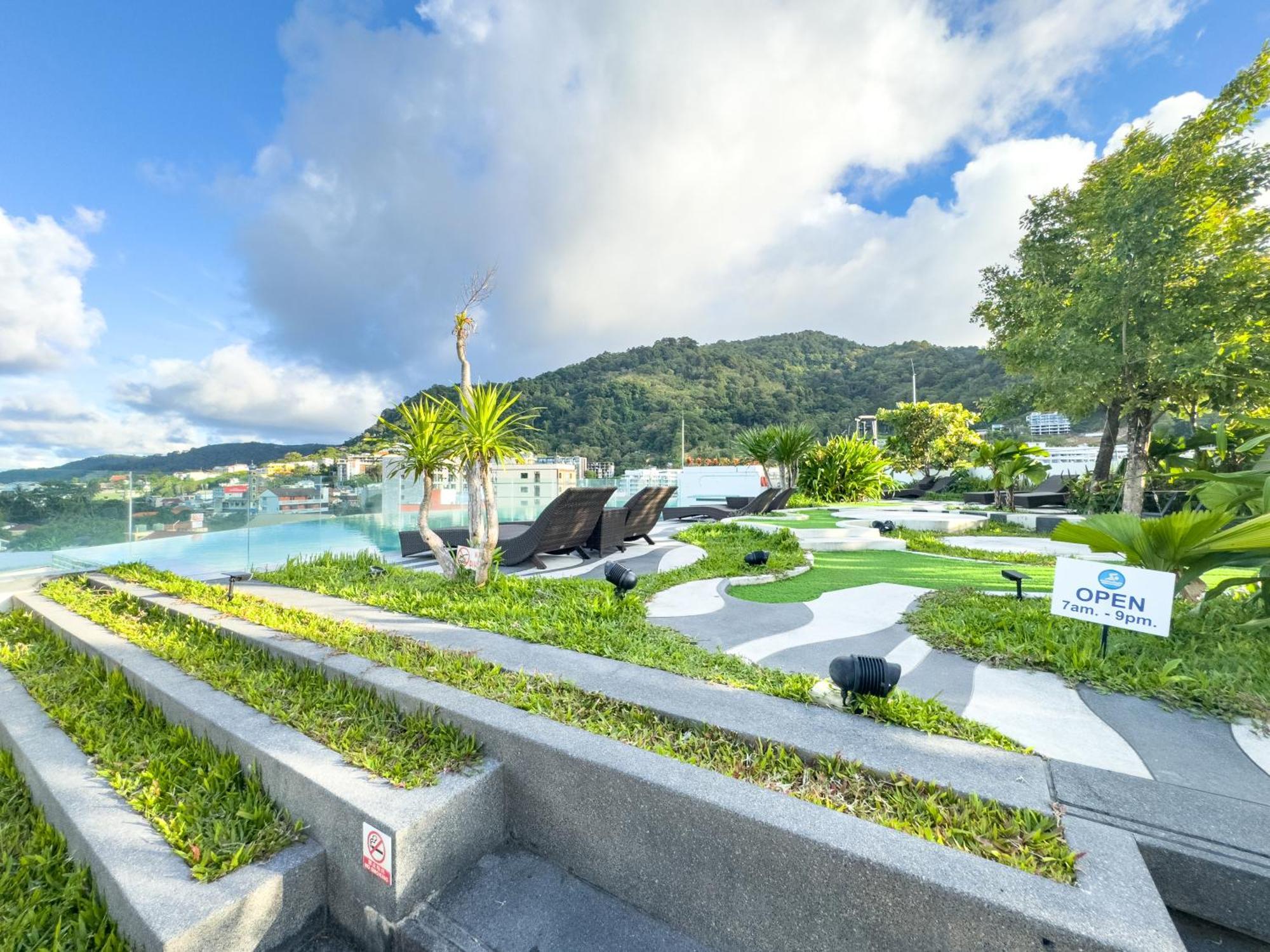 מלון Journeyhub Phuket Patong מראה חיצוני תמונה